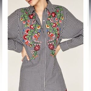 Zara Navy and White Gingham Embroidered Shirt